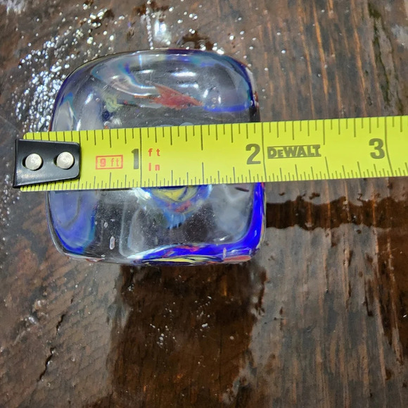 🐠📃⚖️ Paperweight by Dynasty Gallery - Picture 3 of 9